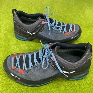 These are size 7 Salewa hiking shoes. They are in good condition.